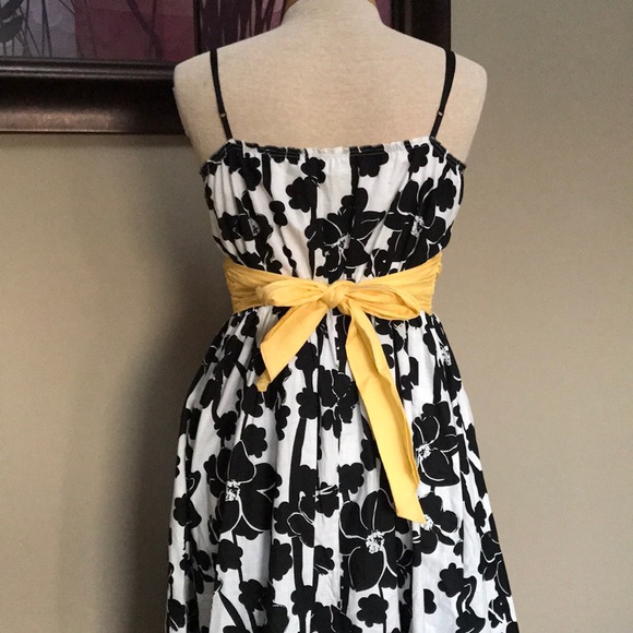 Max Studio // Floral Sundress - Picture 4 of 5